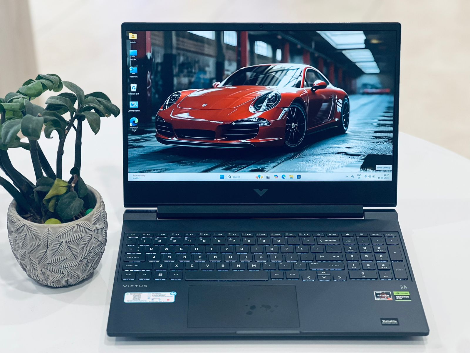 HP