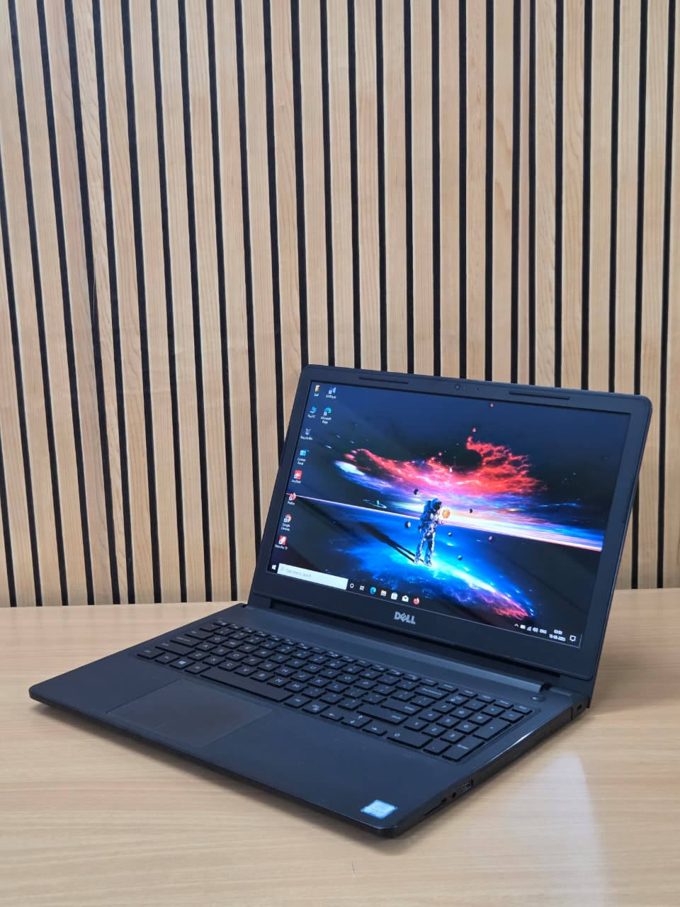 Inspiron 15-3568