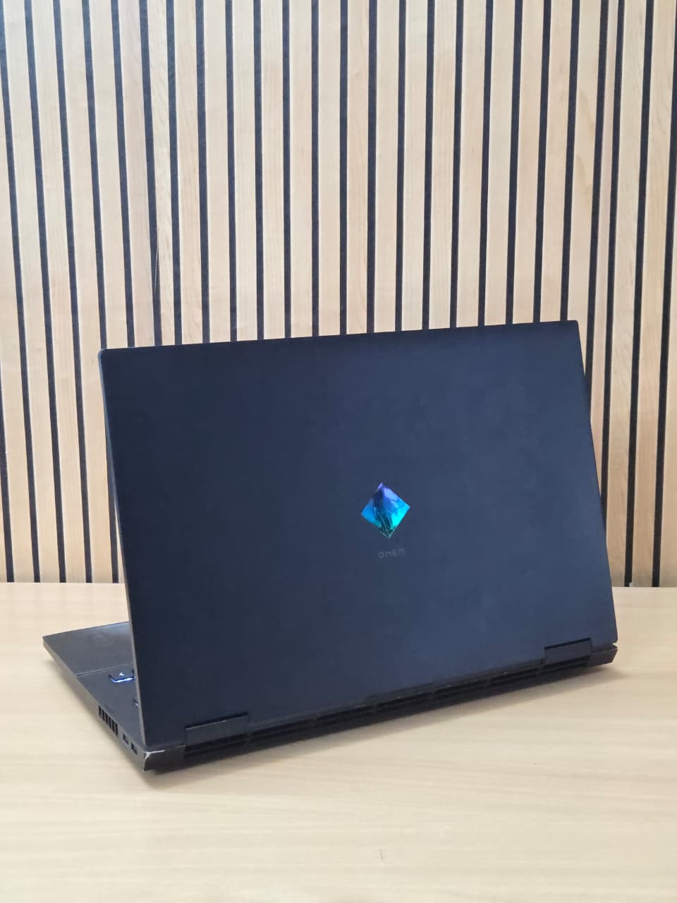 HP