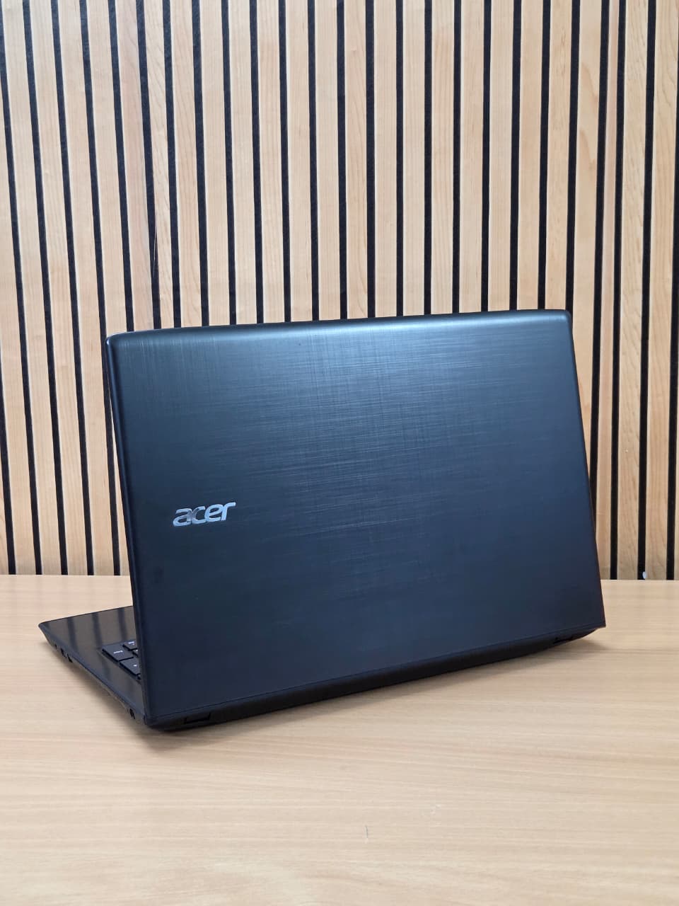 Aspire E5-576