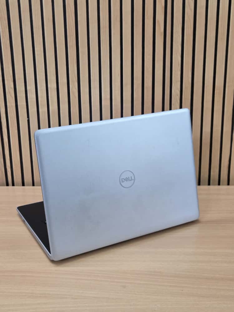 Inspiron 3481