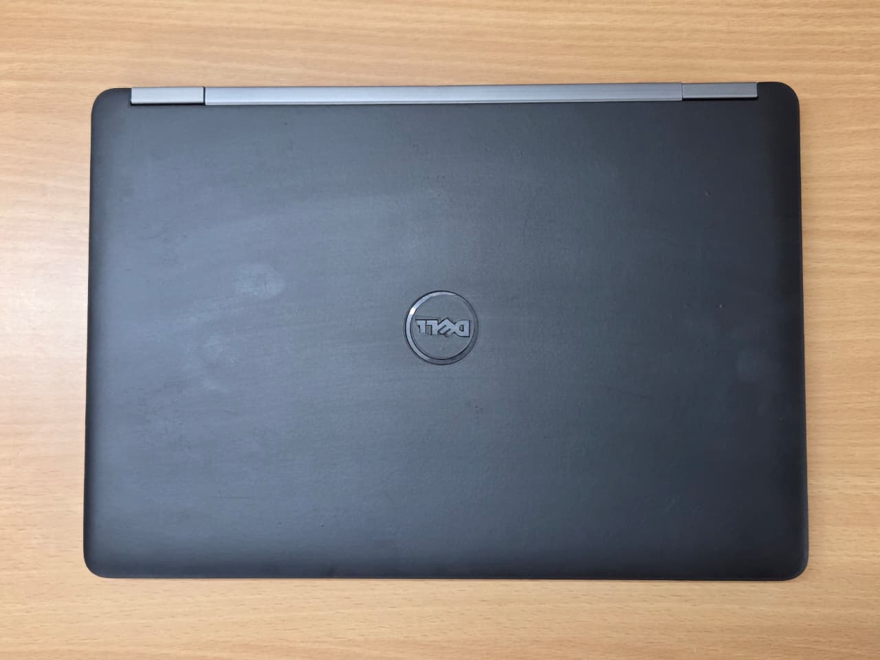 Latitude E7270