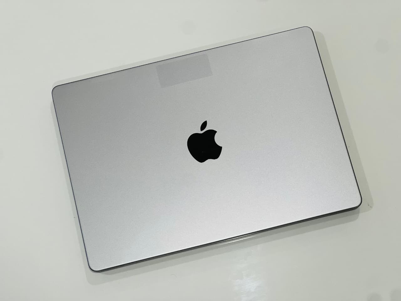 MACBOOK M1 PRO