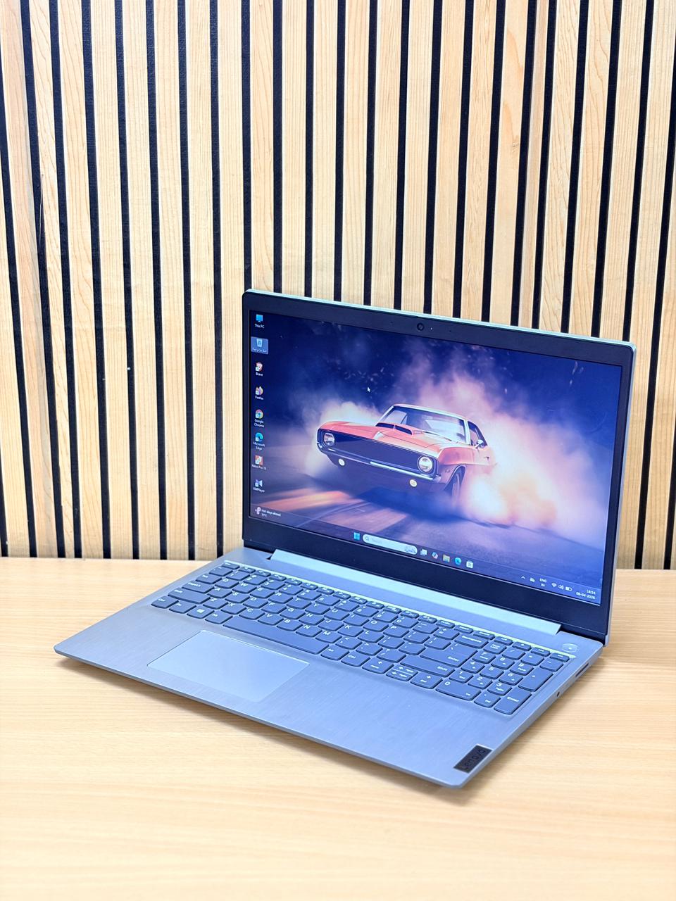 Lenovo Ideapad 3 15IIL05 I3