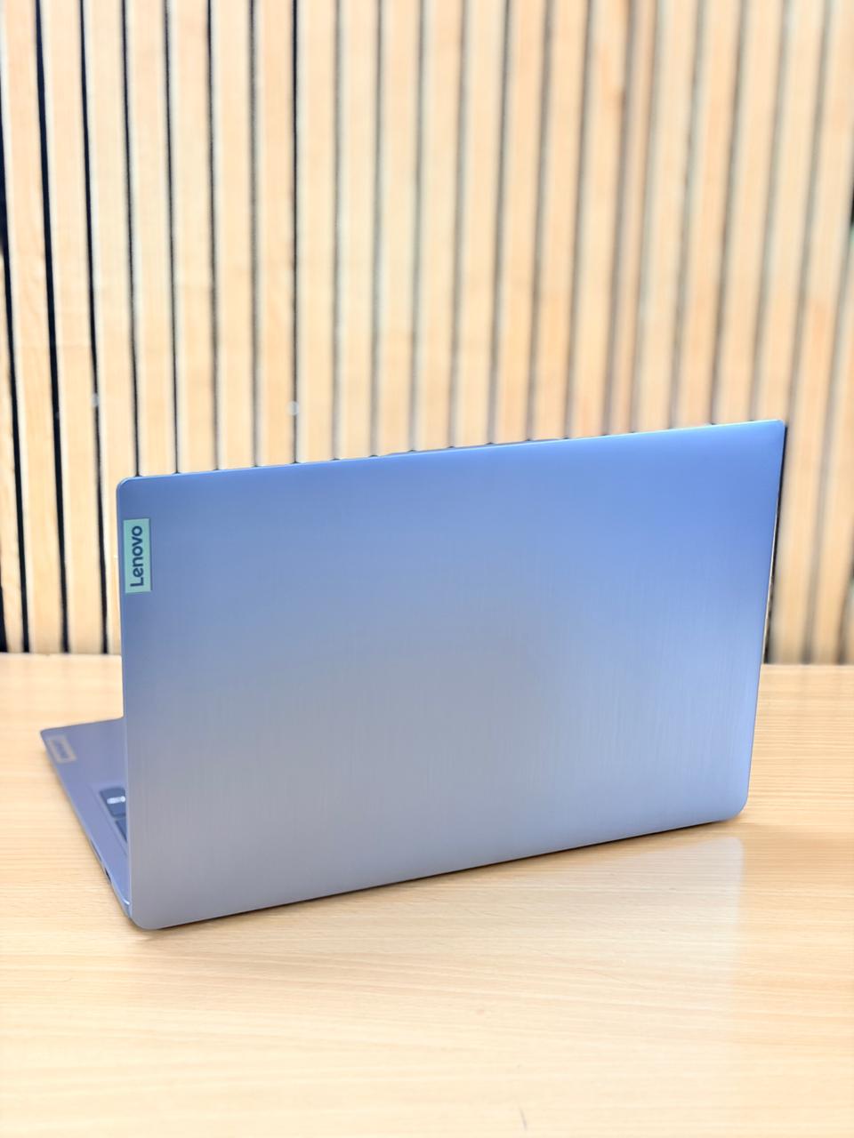 Lenovo Ideapad 3 15IAU7