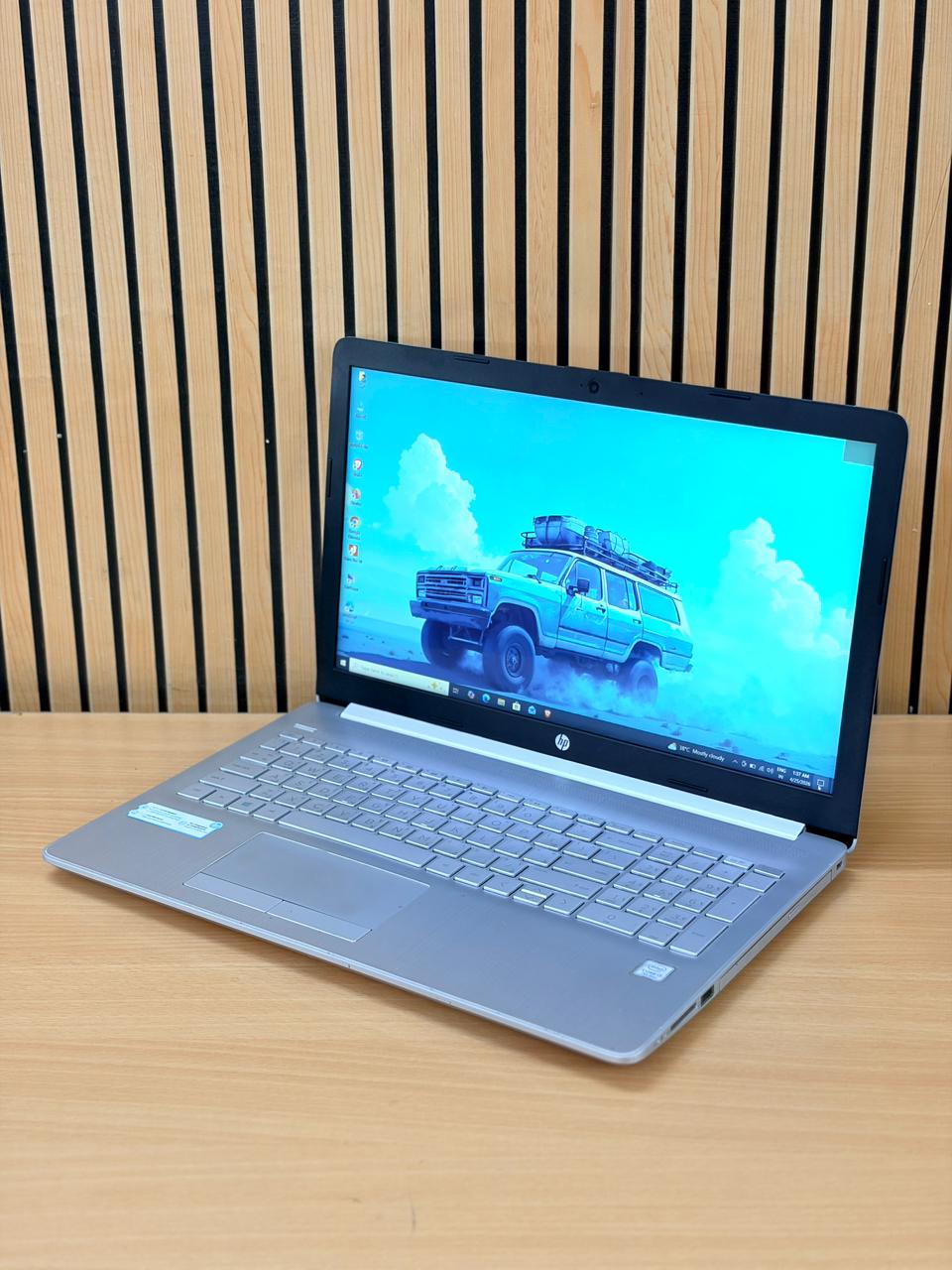 Hp 15-da0326TU