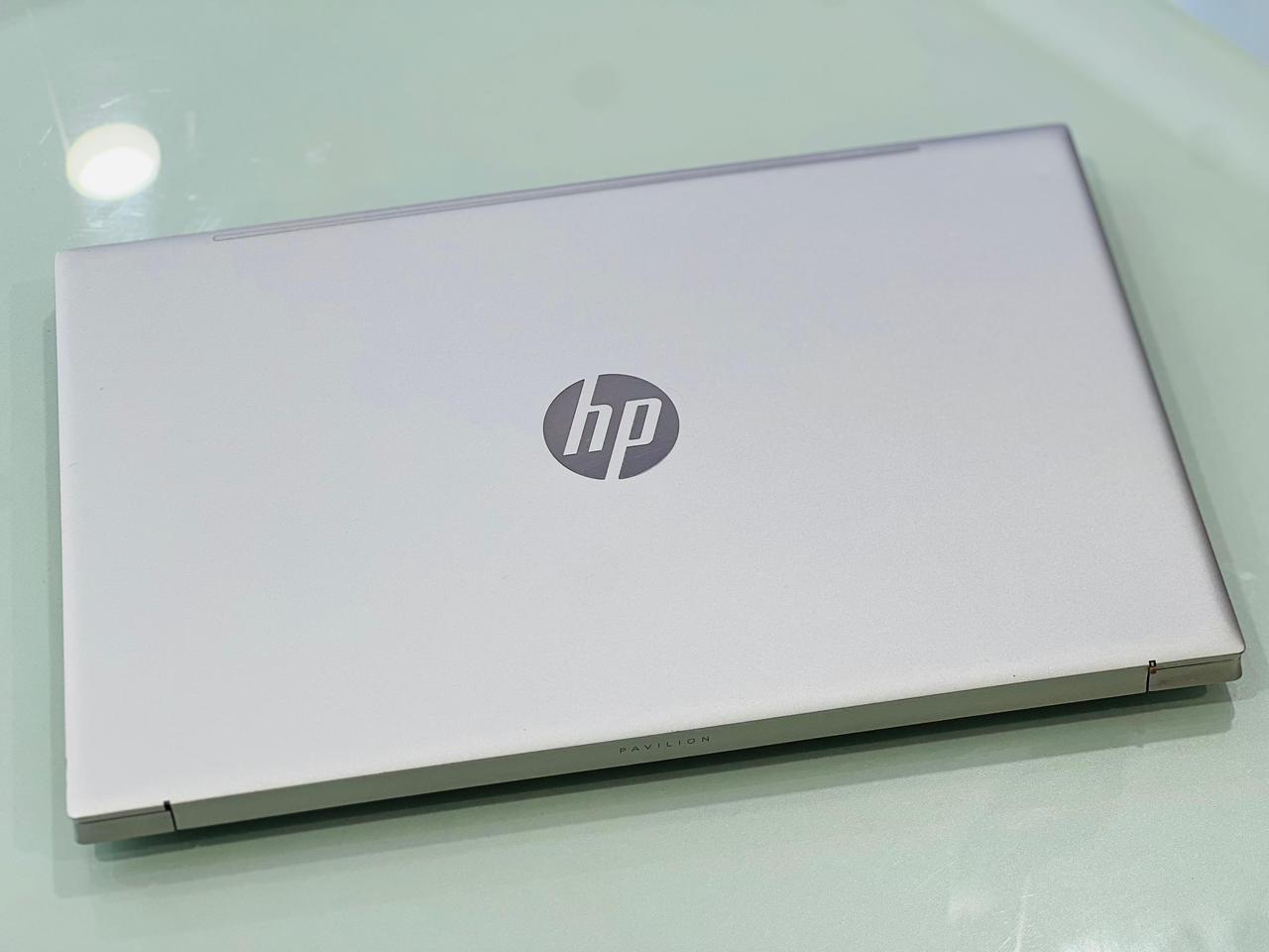 HP PAVILION 15