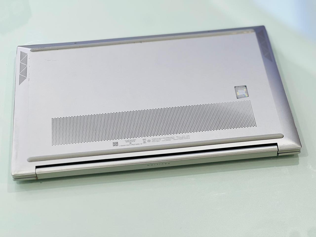 HP PAVILION 15