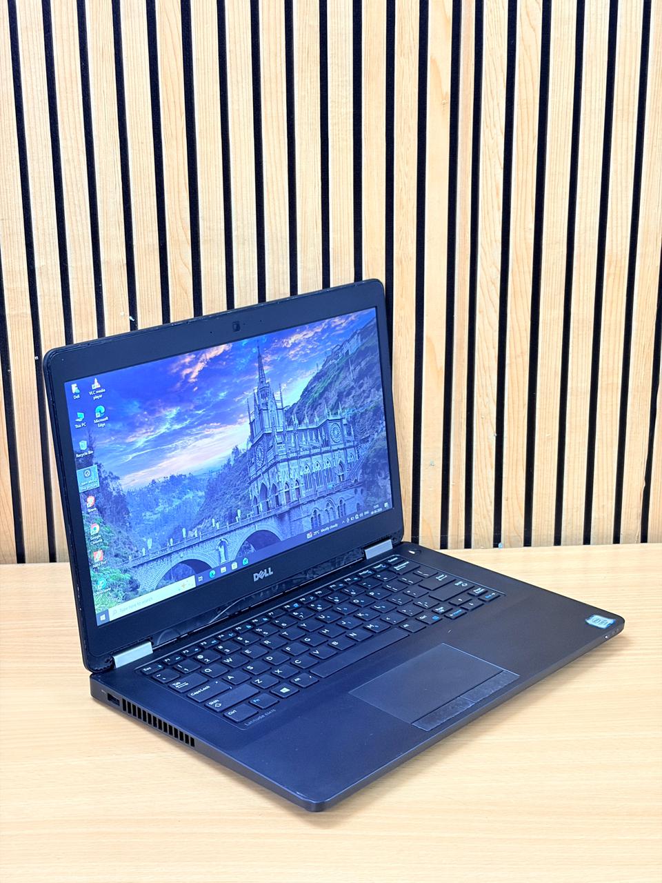 Dell Latitude E5470