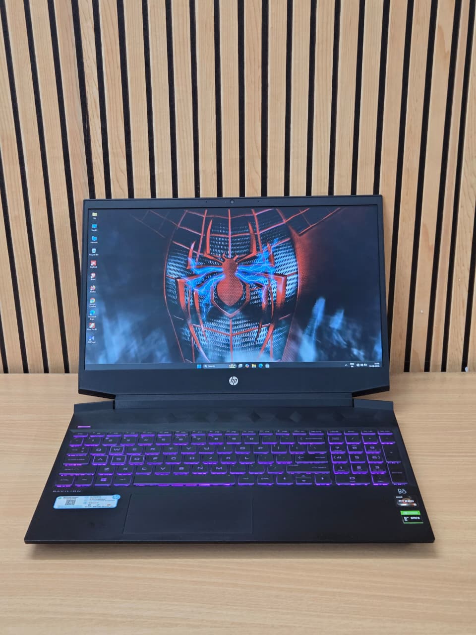 HP