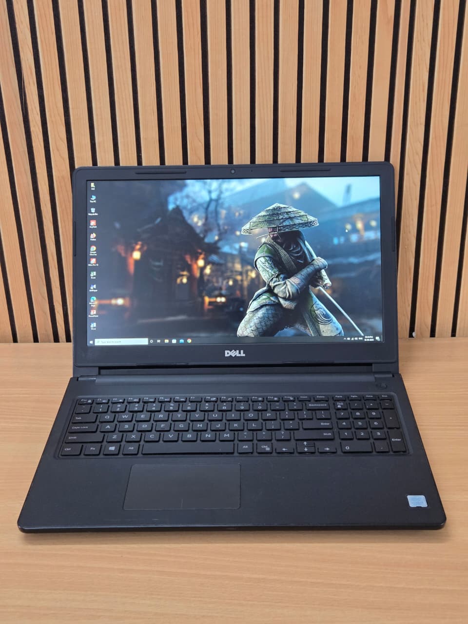 Inspiron 15-3567