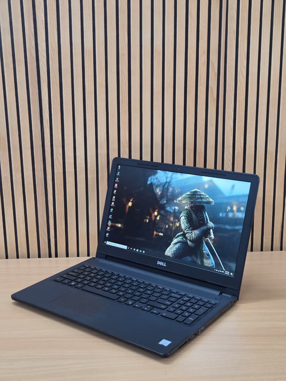 Inspiron 15-3567